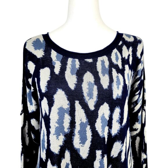 NWT Womens XL Wonderly Navy Animal Print Oversized Long Sleeve High-Low Sweater - Picture 2 of 12